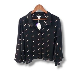 Ashley Nell Tioton for Boutique Lipstick Print Cropped Cape Blouse | 3X